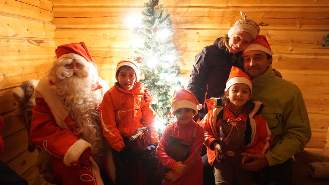 Familia Lorer Arctic Circle Rovaniemi Navidad 2015