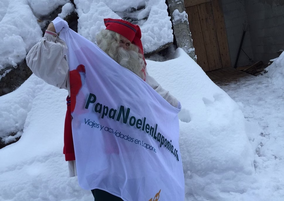 Somos Papá Noel en Laponia Viajes
